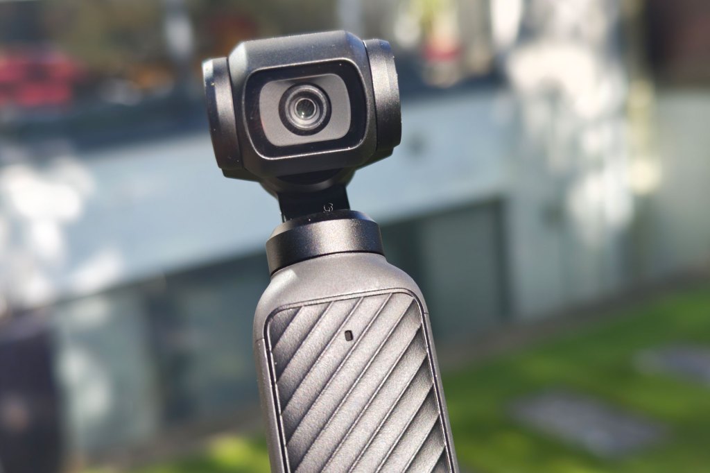 Best vlogging camera in 2026: Top video cameras for YouTube and TikTok content creators 图片 1