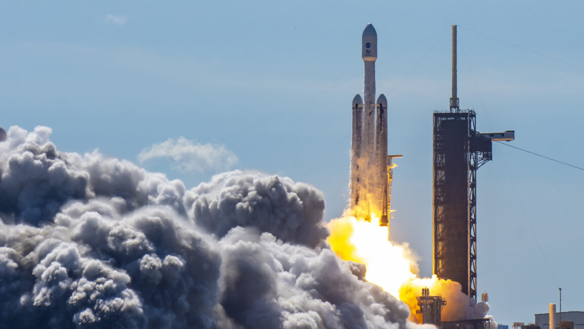 The Space Force is now seeking to buy up to $30 billion in rocket launches 图片 1