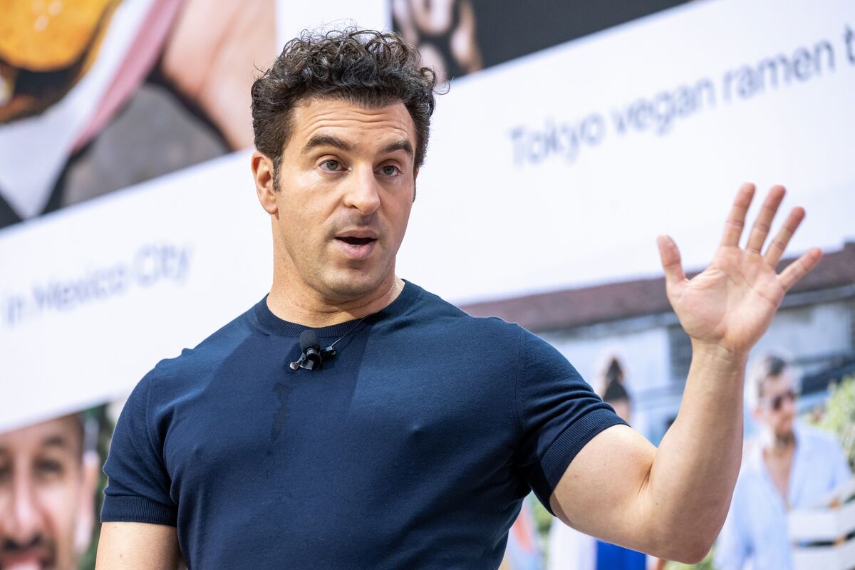 Airbnb CEO Brian Chesky Plans to Start a New AI Company 图片 1