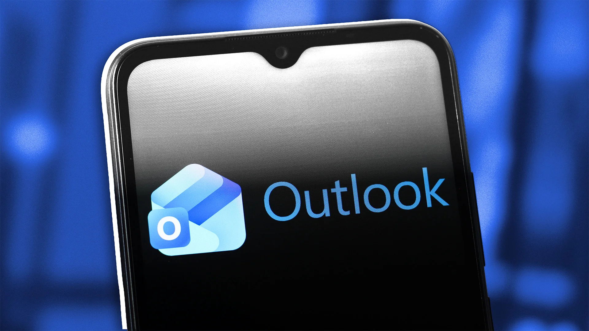 The FBI just issued an urgent warning for anyone using Microsoft Teams, Outlook, or OneDrive over a new phishing scheme 图片 1