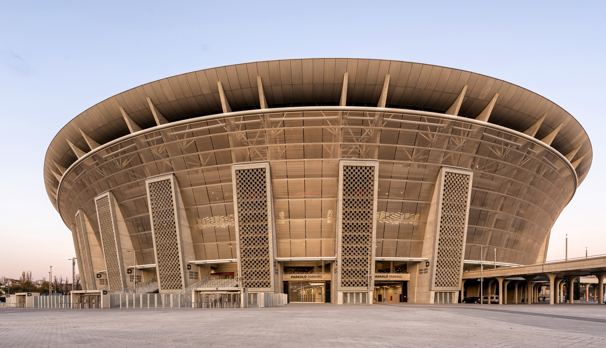 Puskás Aréna / KÖZTI Architects 图片 1