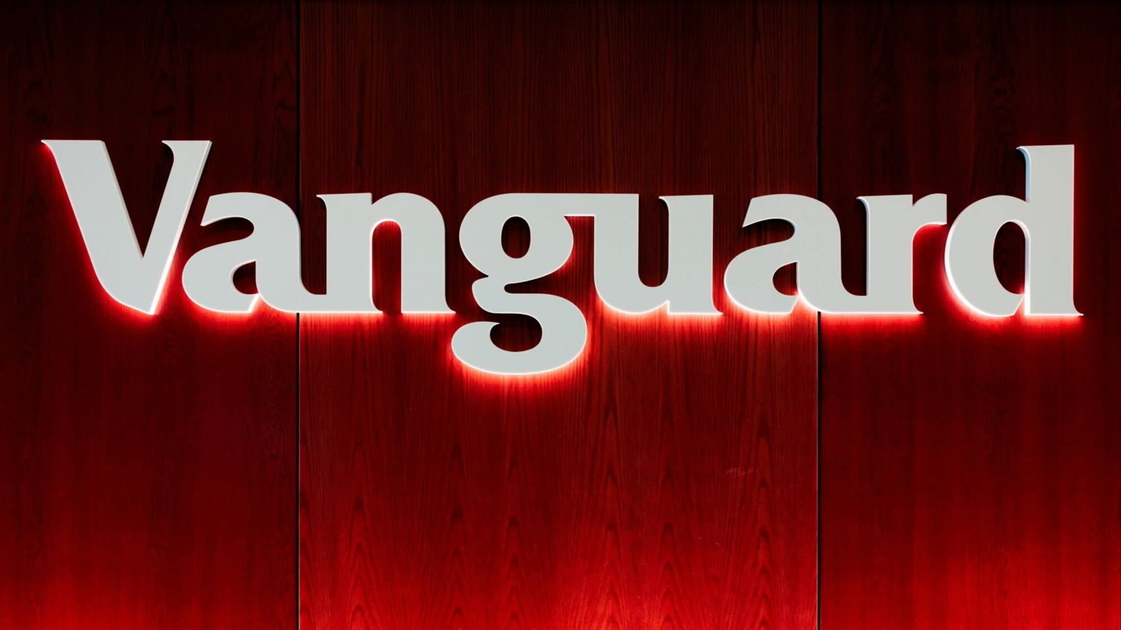 Vanguard fund becomes first ETF to top $1tn in assets 图片 1