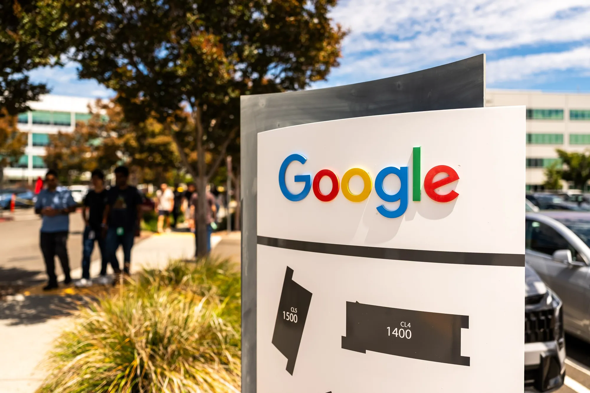 Alphabet’s Future Spending Commitments Soar to $811 Billion 图片 1
