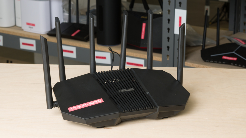 ASUS RT-BE90U Router Review 图片 1