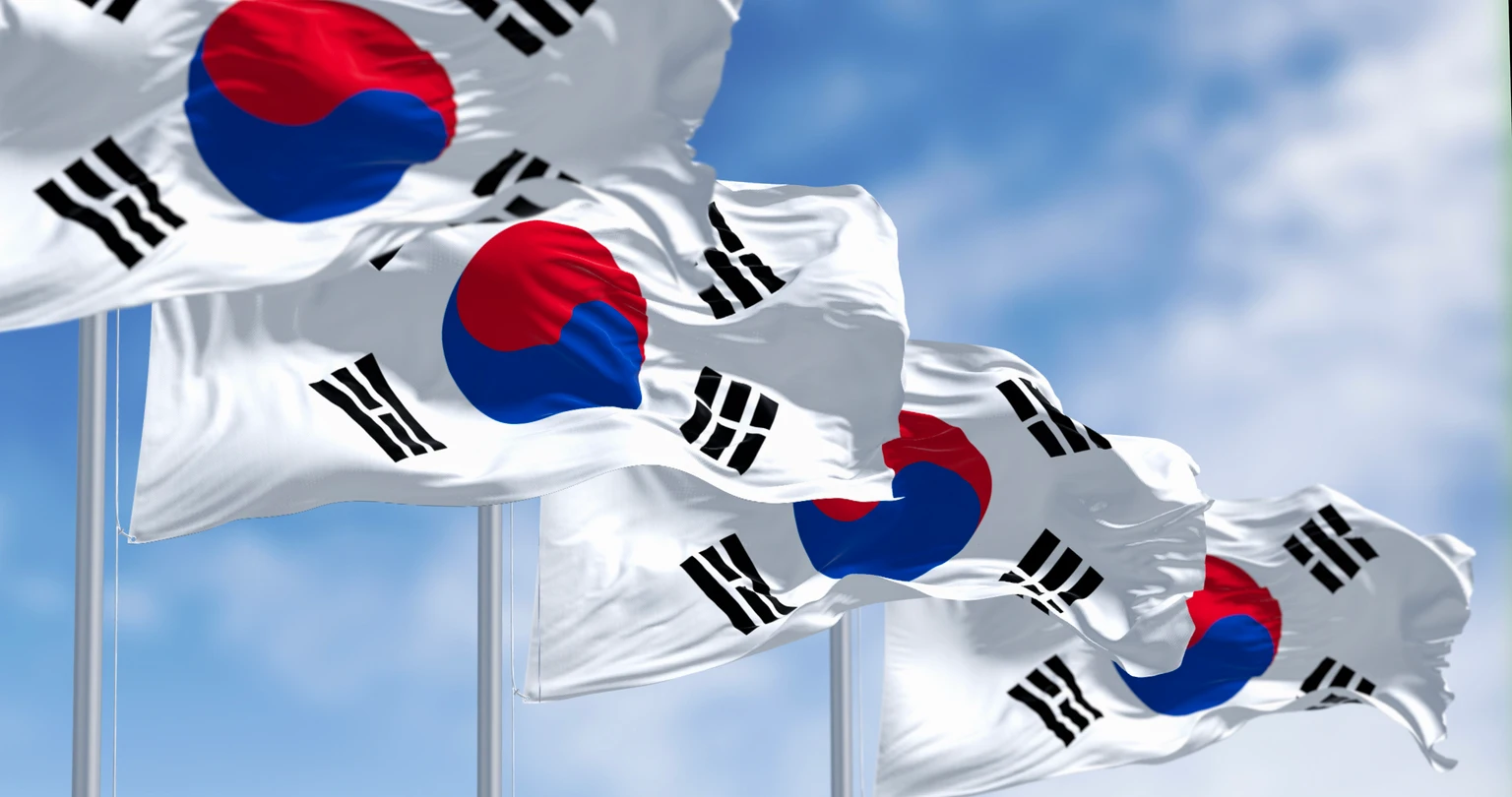KDEF: This Korean Defense Fund Is Unique, But Not Quite A Buy Today 图片 1