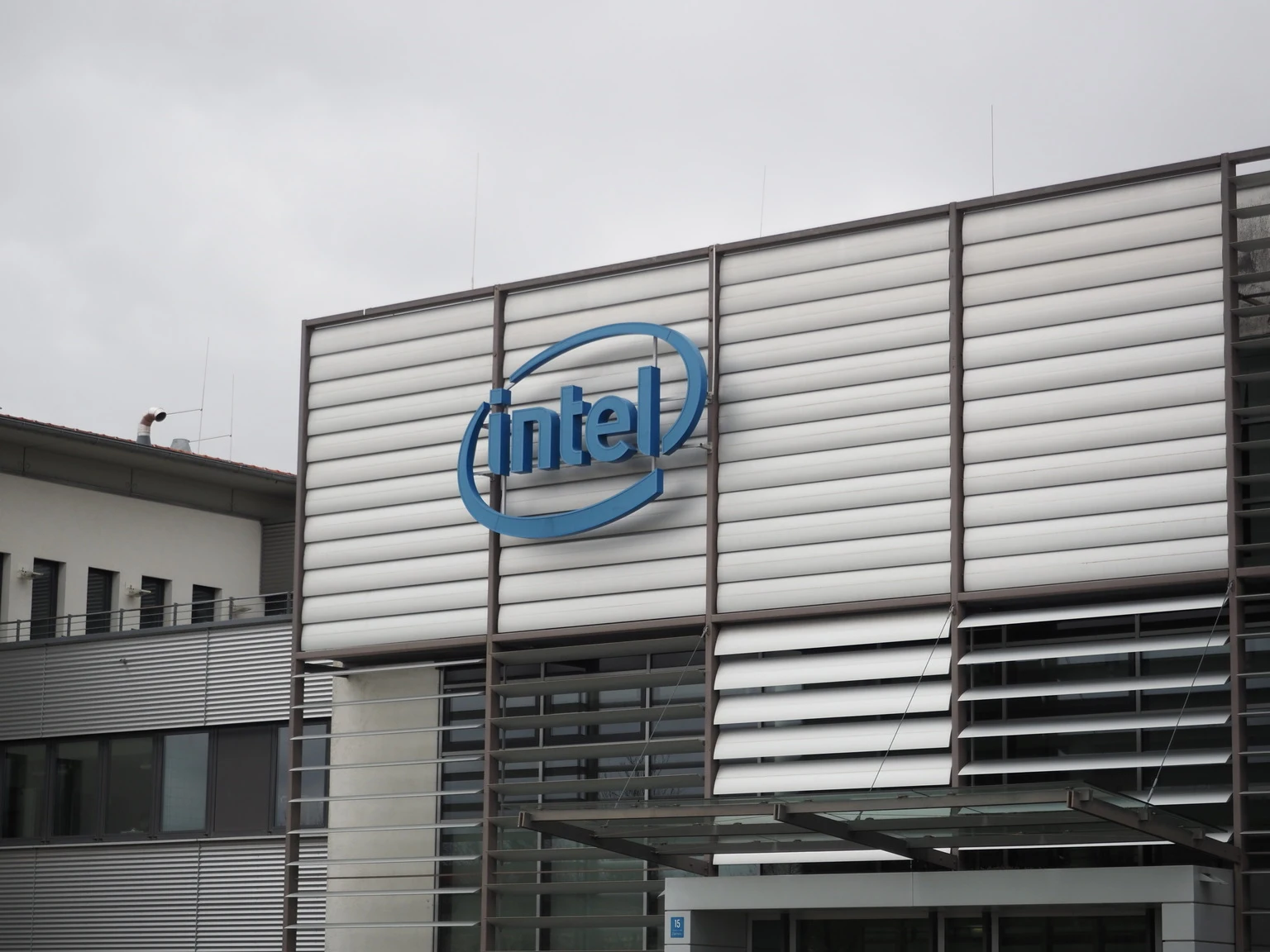 The Government Is Intel's Floor 图片 1
