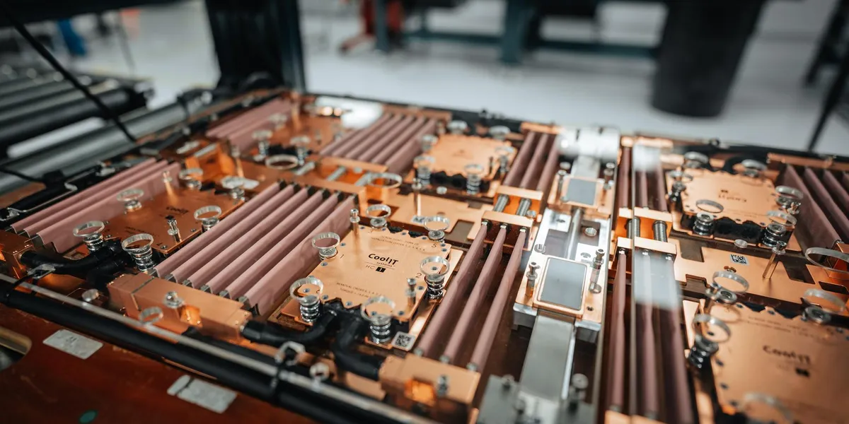 Near-Total Liquid Heat Capture Keeps AI Racks Cool 图片 1