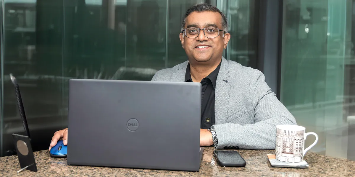 This Senior Member Solves Complex Product Lifecycle Challenges 图片 1