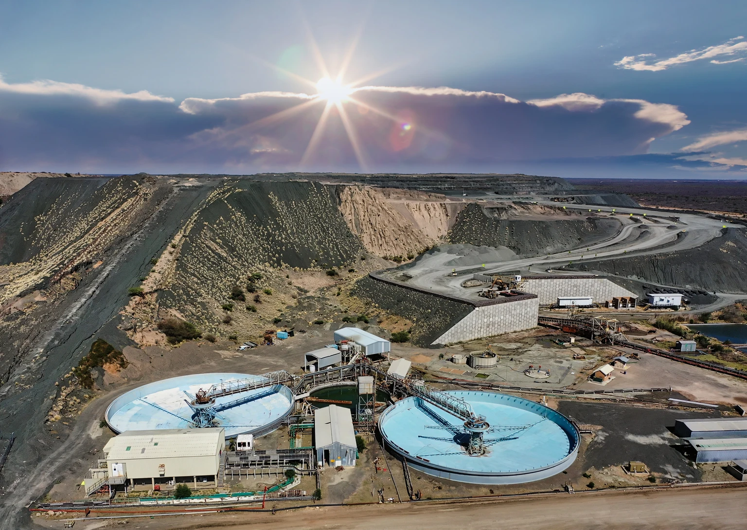 XME: Mining Companies Are Stealth Beneficiaries Of Cheaper Oil 图片 1