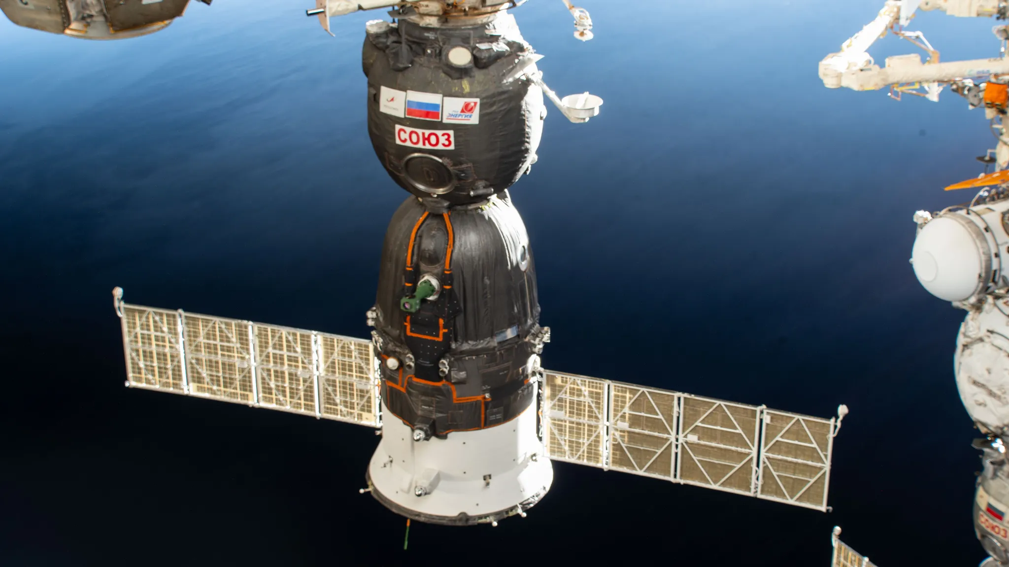 NASA Sets Coverage for Astronaut Chris Williams, Crewmates Return 图片 1