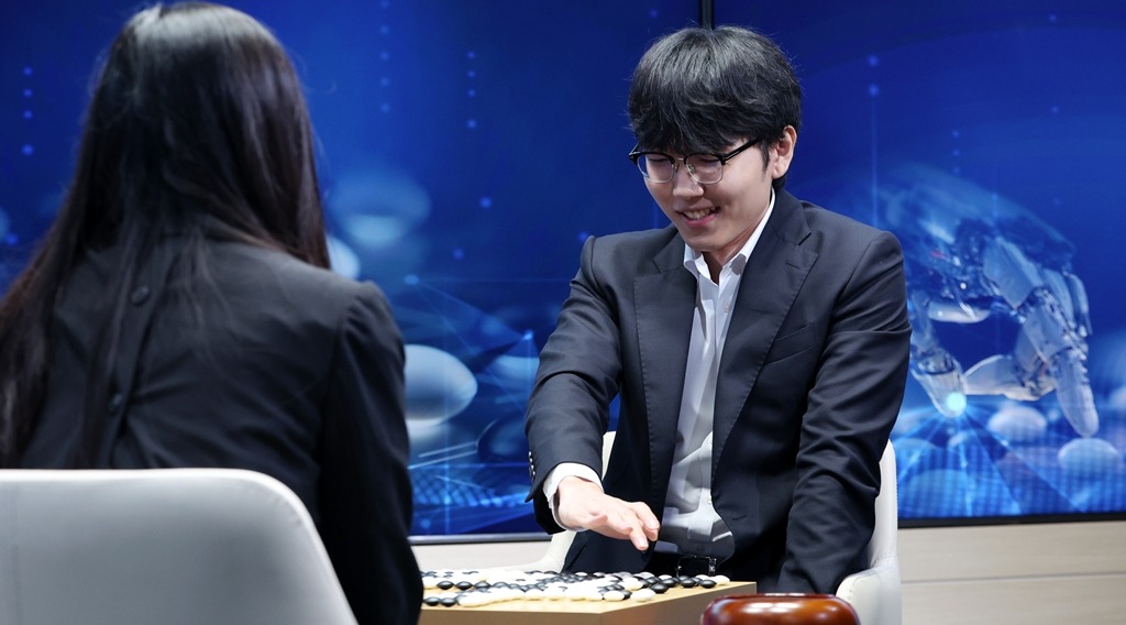 围棋第一人申真谞2-1击败AI KataGo，创造人类历史 图片 1