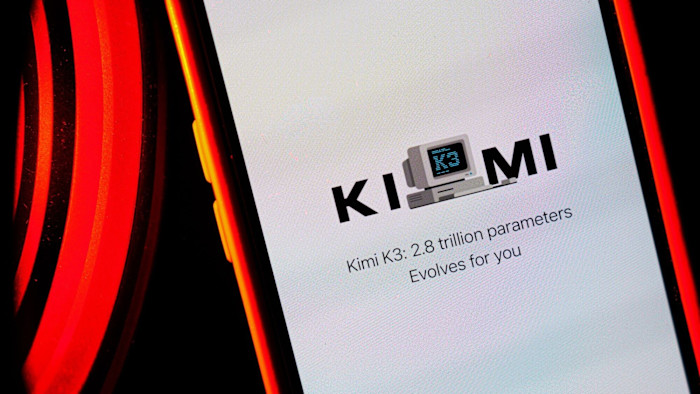 What is the risk of using Chinese open AI models like Kimi K3? 图片 1