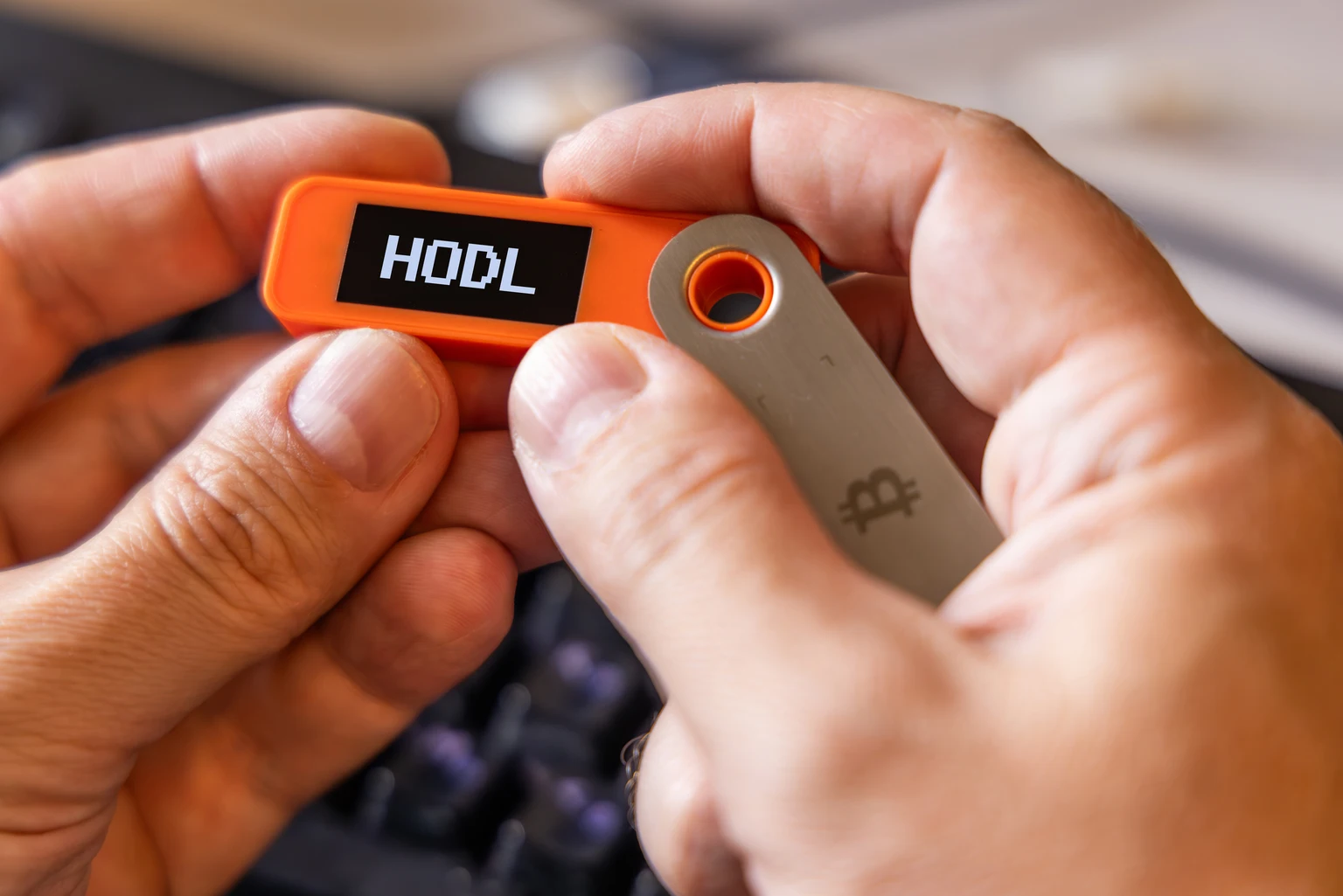 HODL: Fee Waiver Ends July 31 - Is It Worth Holding After? 图片 1