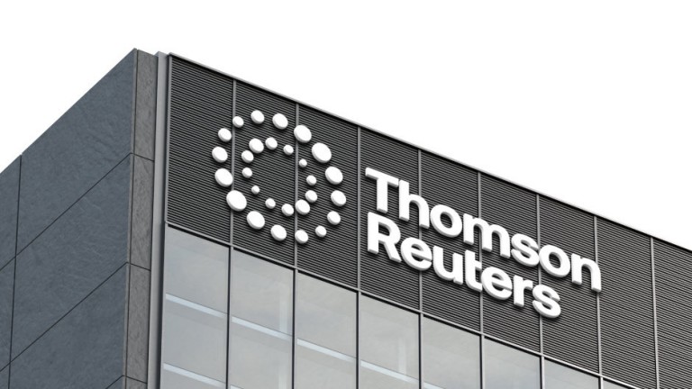 汤森路透推出自有前沿大模型 Thomson 图片 1