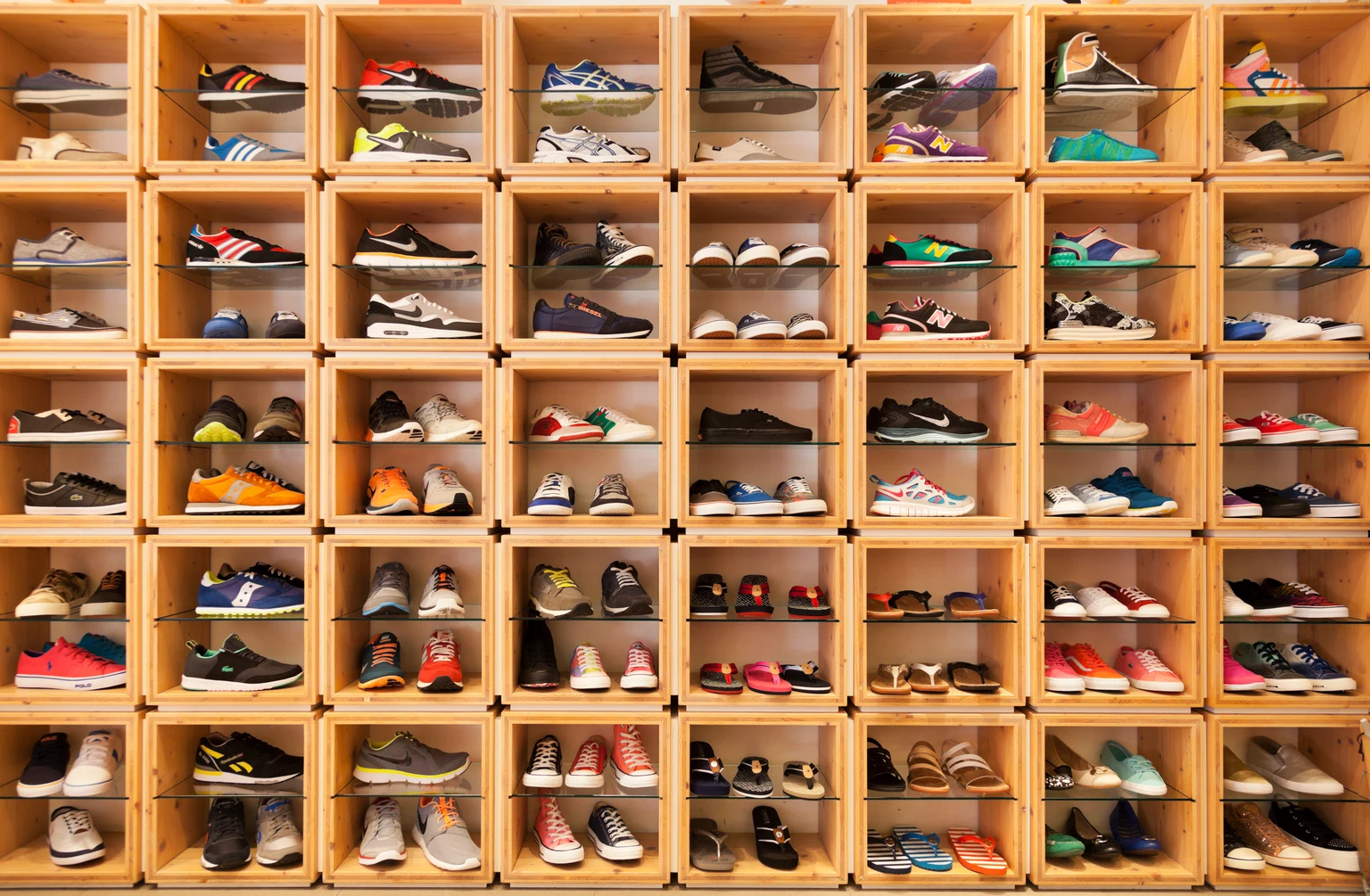 Shoe Station: A Small-Cap Bargain 图片 1