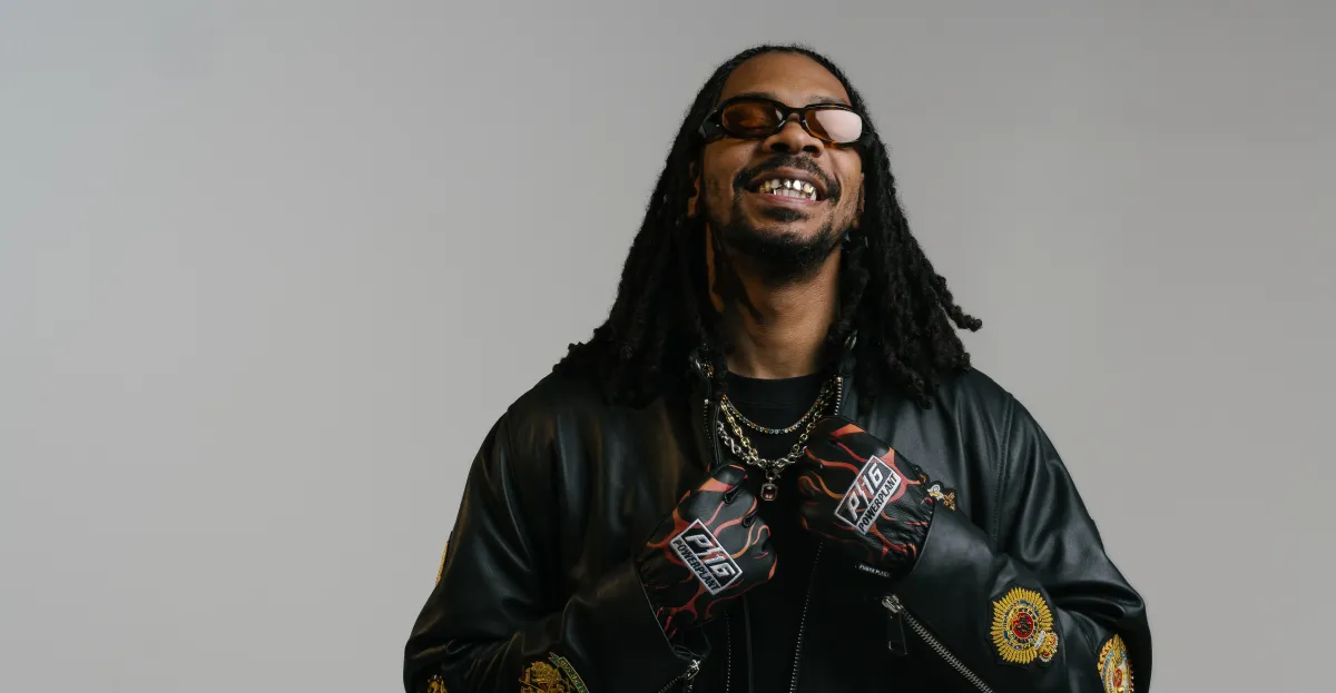 Flatbush Zombies’ Erick the Architect misses his BlackBerry keyboard 图片 1