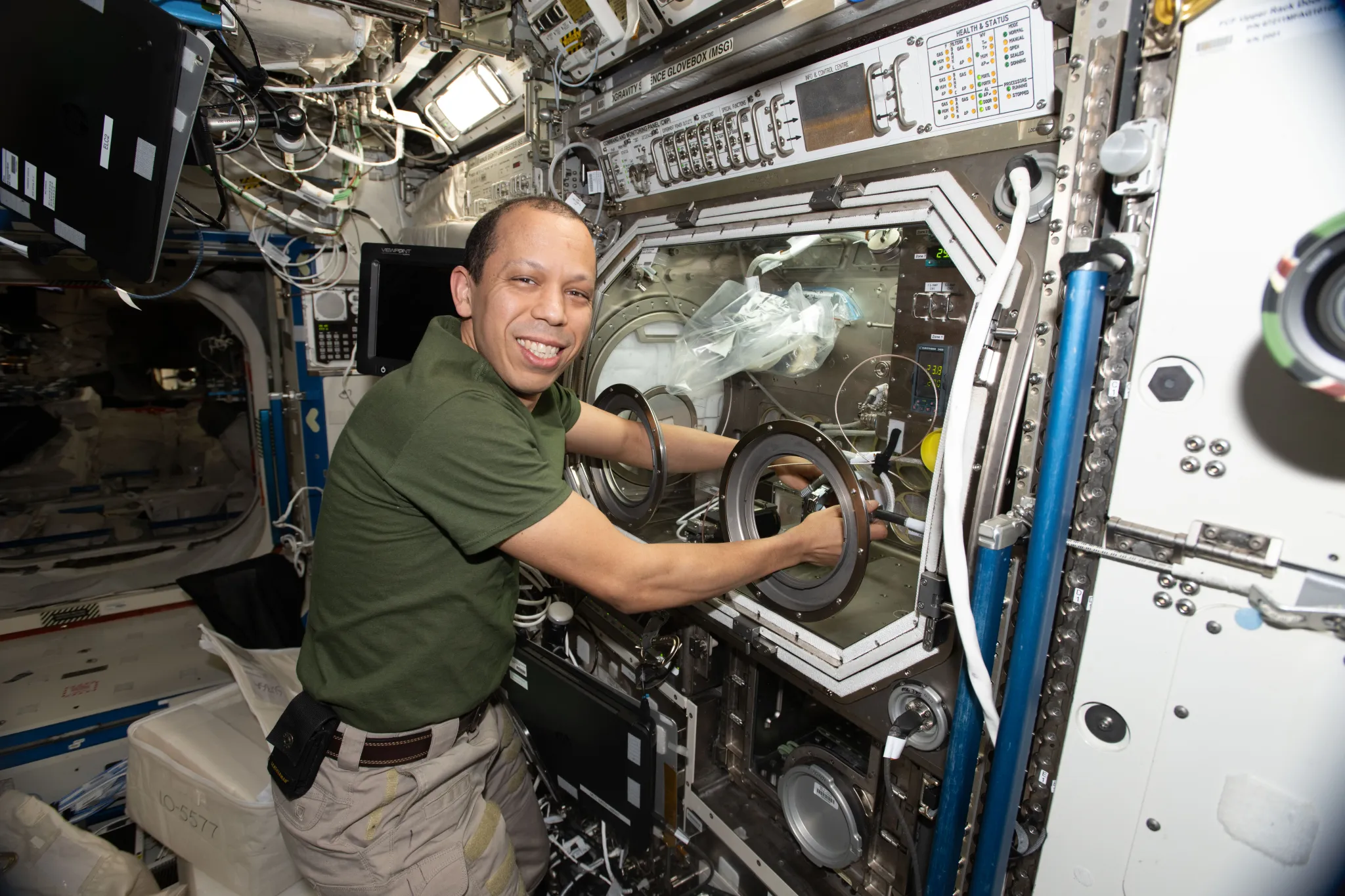 NASA Astronaut Chris Williams Closes Out Space Station Mission 图片 3