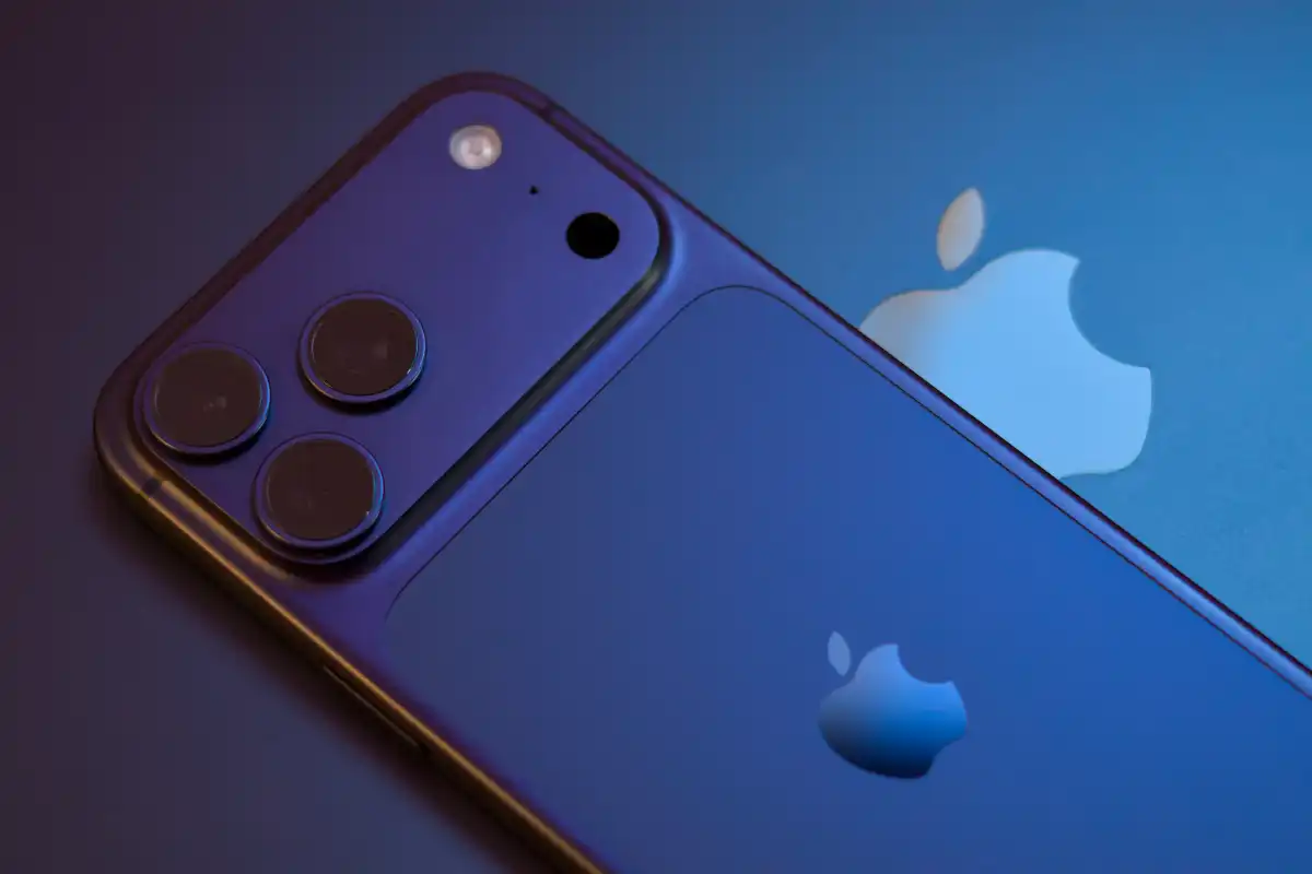 Summer is usually the worst time to buy a new iPhone. Not this year 图片 4