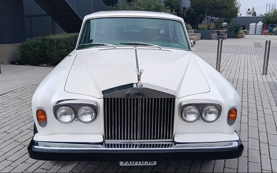 Pardon Me, Do You Have Any Grey Poupon? 1974 Rolls-Royce Silver Shadow vs 1989 Rolls-Royce Silver Spur 图片 3
