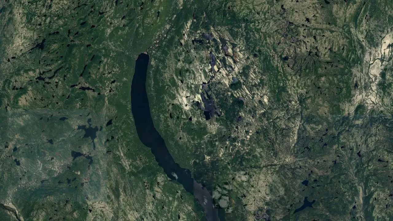 A massive crater was spotted on Google Earth. It could be a scar from an ancient meteorite impact 图片 2