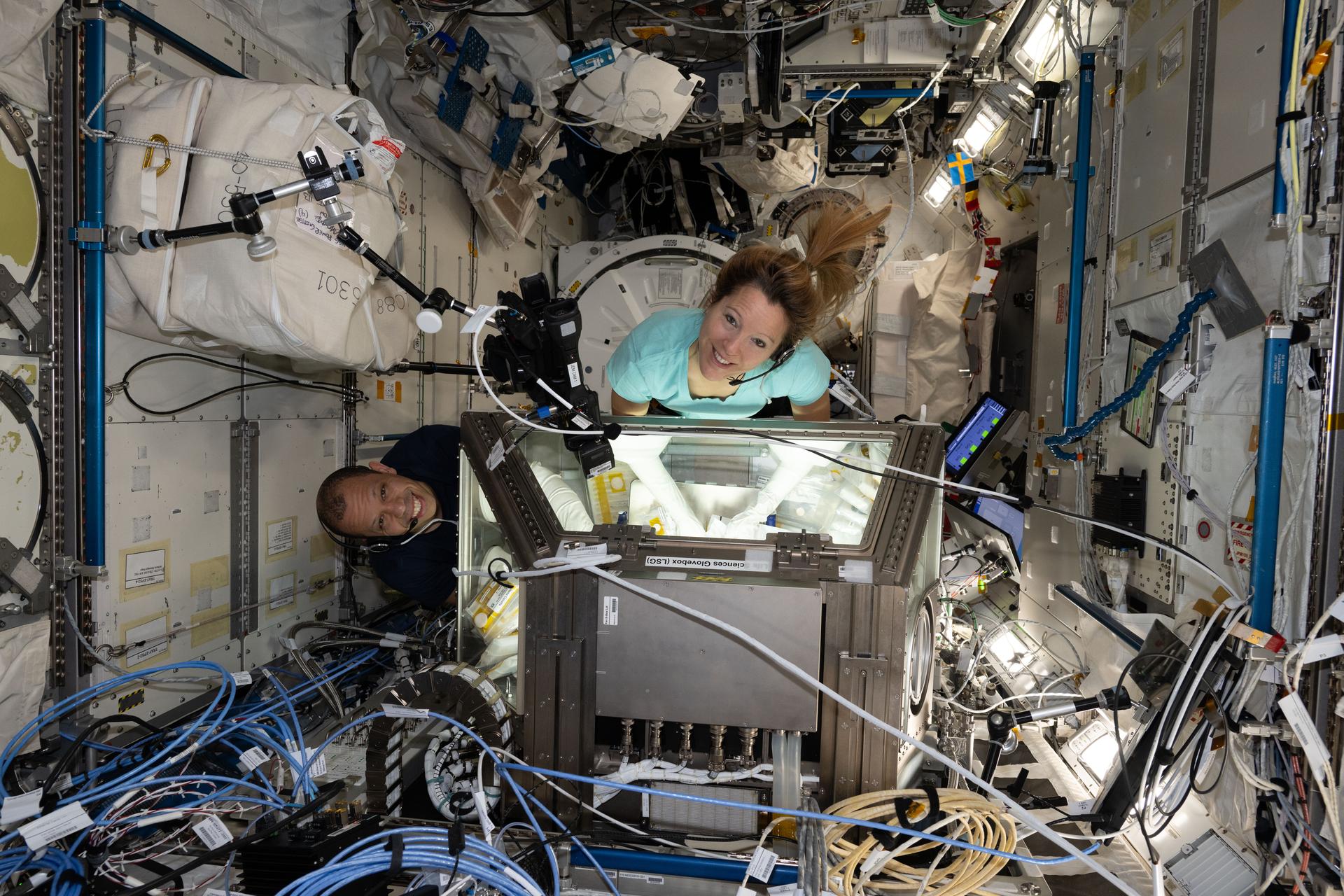 NASA Astronaut Chris Williams Closes Out Space Station Mission 图片 2