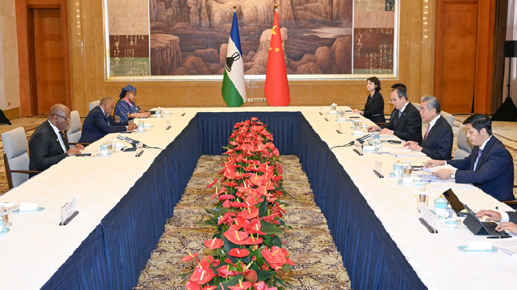 China's top diplomat meets Lesotho's FM 图片 2