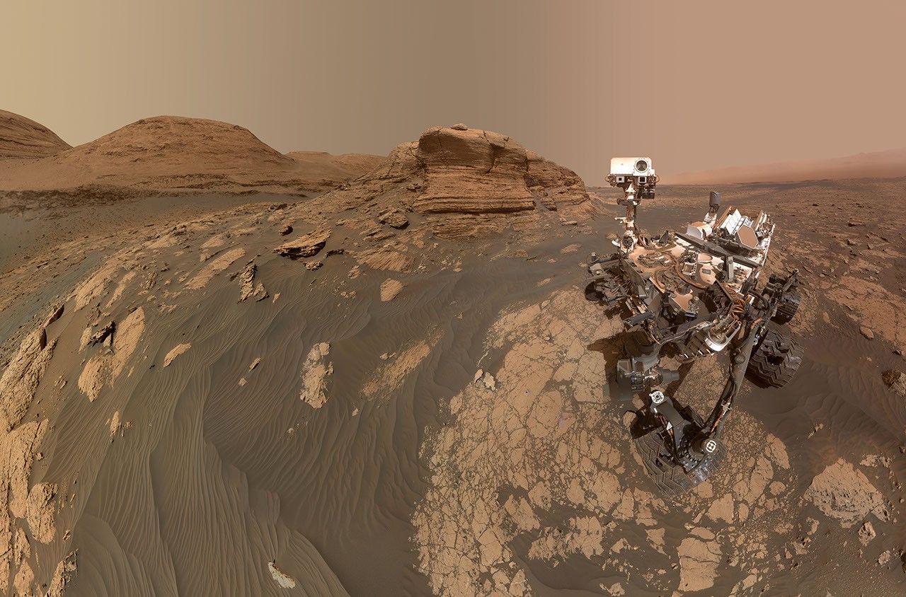 NASA’s Psyche Mission Images Details of Martian Surface During Flyby 图片 4