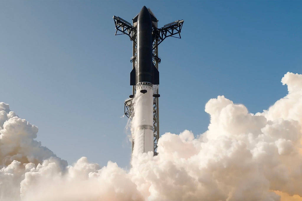 SpaceX's Starship rocket lifts off from Texas for 13th test flight 图片 2