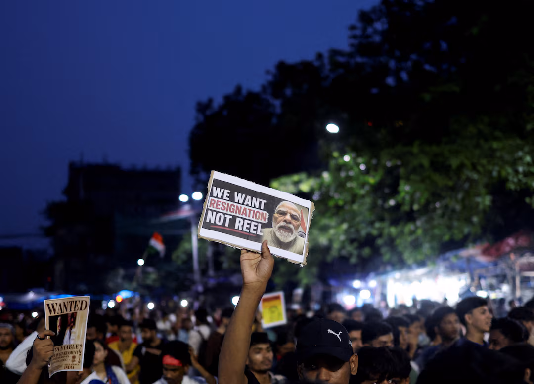 India's education minister resigns in major win for youth protesters 图片 3