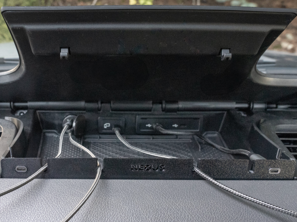 Sprinter Van Phone Mount + Better CarPlay-Compatible Cable Situation 图片 4