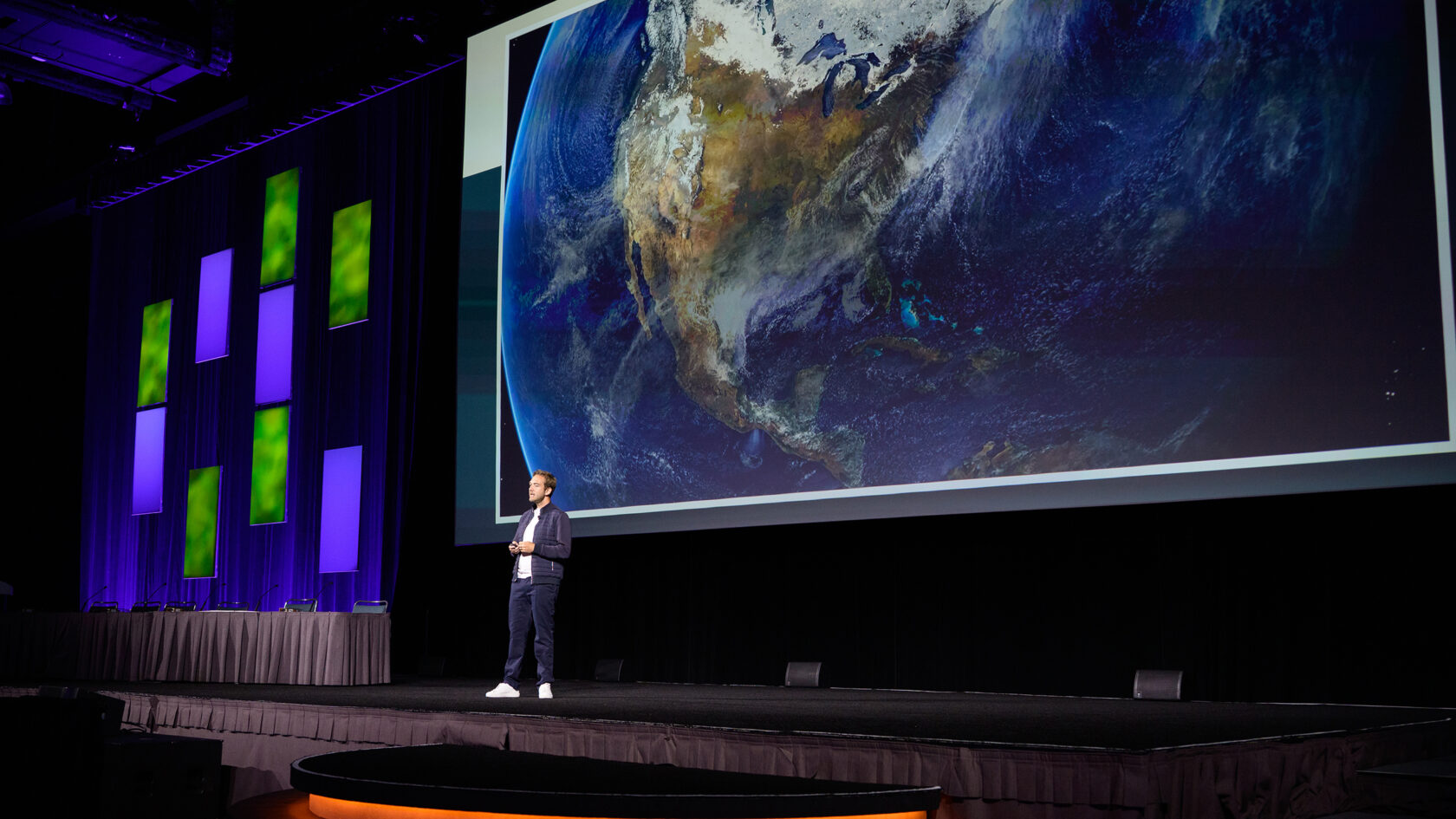 At SIGGRAPH, NVIDIA Advances Graphics and Simulation With Agentic and Physical AI 图片 3